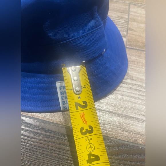 💙Frankies Bikinis Women Casual/Summer Bucket Hat  Sz Medium Blue💙 - Picture 5 of 7